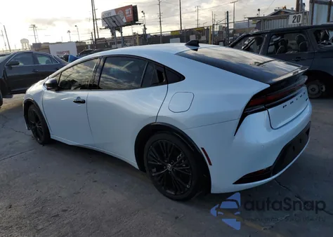 2025 Toyota Prius Le z USA, uszkodzony, nr VIN JTDACAAU2S3054808